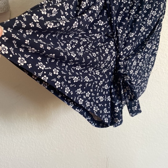 NEW WITH TAG! Navy Floral Print Romper - Picture 6 of 6